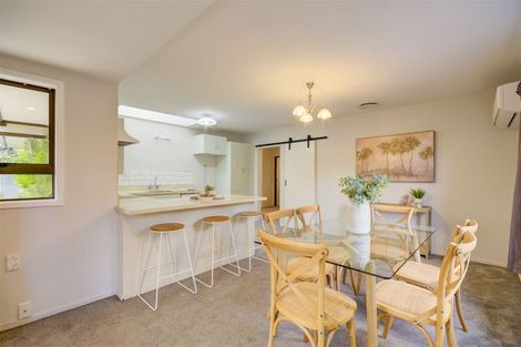 Photo of property in 1 Ward Place, Rangiora, 7400