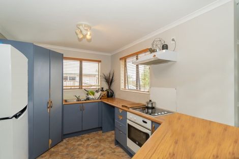 Photo of property in 35 Cholmondeley Crescent, Whitianga, 3510