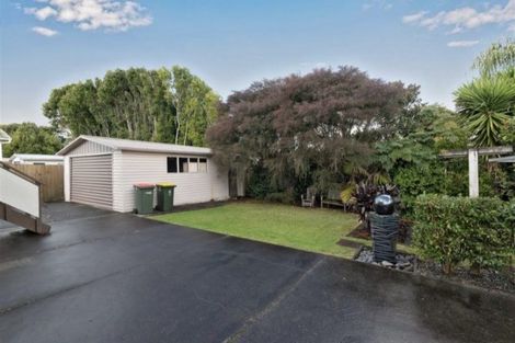 Photo of property in 9 Darren Crescent, Half Moon Bay, Auckland, 2012