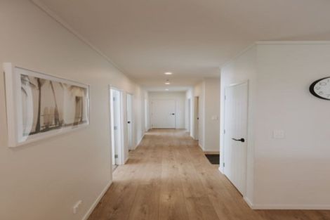 Photo of property in 16b Russell Drive, Oakura, 4314