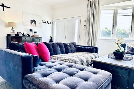 Photo of property in 1107 Caroline Road, Mayfair, Hastings, 4122