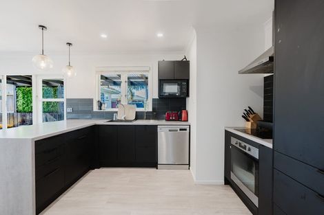 Photo of property in 12 Coldwell Place, Chartwell, Hamilton, 3210