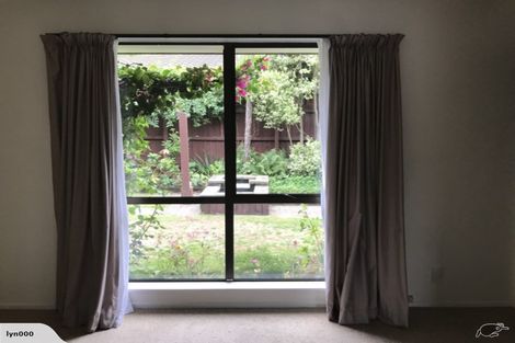 Photo of property in 20 Taupata Street, Redcliffs, Christchurch, 8081