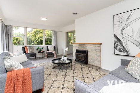 Photo of property in 114 Newlands Road, Newlands, Wellington, 6037