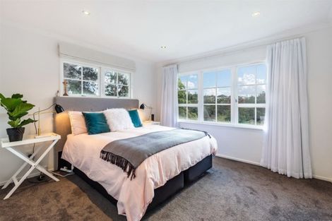 Photo of property in 11 West Glade Crescent, Birkenhead, Auckland, 0626