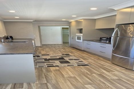 Photo of property in 44 Racecourse Road, Waiuku, 2123