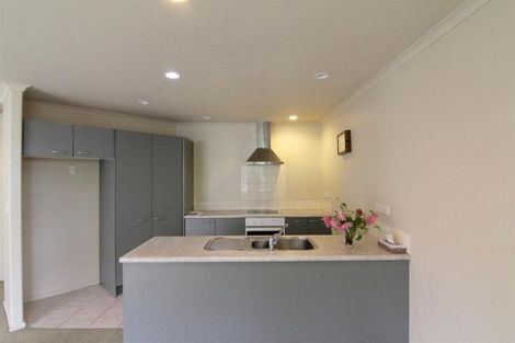 Photo of property in 28 Nimstedt Avenue, Oteha, Auckland, 0632