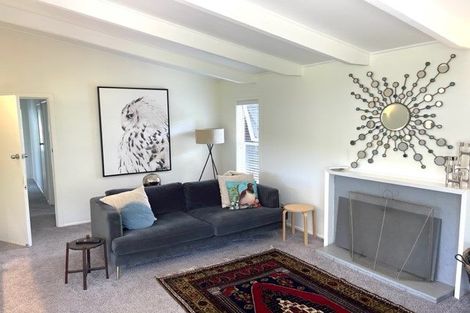 Photo of property in 62 Sylvia Road, Hillcrest, Auckland, 0627