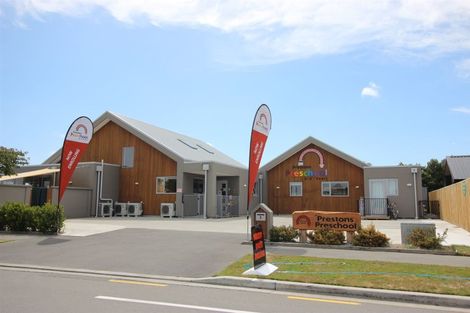 Photo of property in 7 Raranga Street, Marshland, Christchurch, 8083