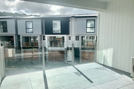 Photo of property in 90 Makamaka Lane, Albany Heights, Auckland, 0632