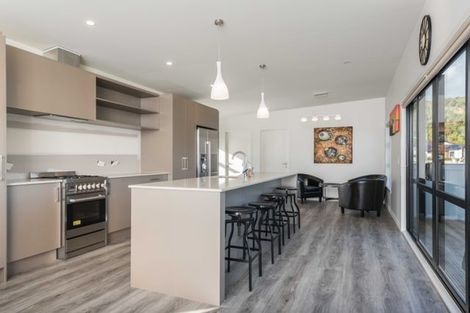 Photo of property in 16 Rire Hau Lane, Pyes Pa, Tauranga, 3112