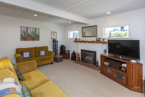 Photo of property in 131 Rosetta Road, Raumati South, Paraparaumu, 5032