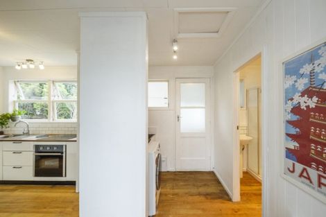 Photo of property in 20 Fergusson Street, Marton, 4710