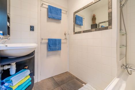 Photo of property in 11 Gregory Place, Mount Roskill, Auckland, 1041