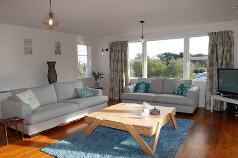 Photo of property in 27 Aorangi Road, Paraparaumu, 5032