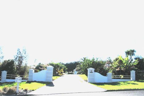 Photo of property in 26 Tiffany Close, Totara Park, Auckland, 2019