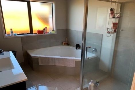 Photo of property in 15 Meadowfield Street, Flagstaff, Hamilton, 3210