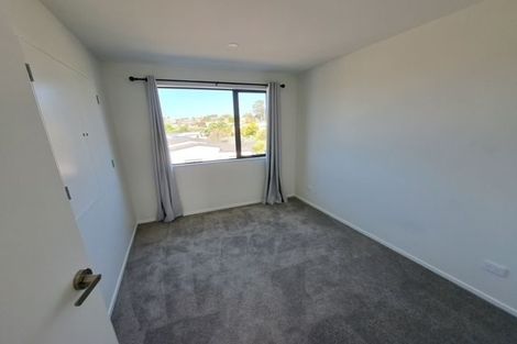 Photo of property in 3/6 Kereru Street, Henderson, Auckland, 0612