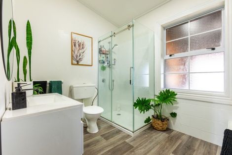 Photo of property in 45 Swinburn Street, Dannevirke, 4930