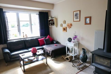 Photo of property in 40 Cole Street, Dannevirke, 4930