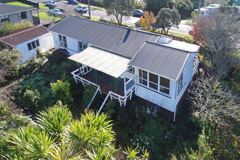 Photo of property in 274 Sturges Road, Henderson, Auckland, 0612