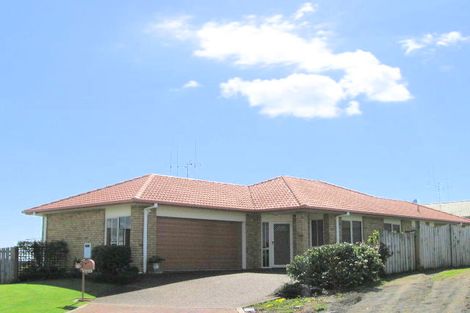 Photo of property in 18 Golden Heights, Hairini, Tauranga, 3112
