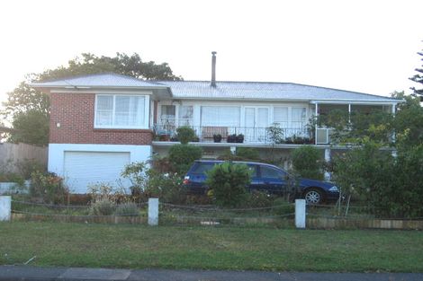 Photo of property in 90 Hepburn Road, Glendene, Auckland, 0602