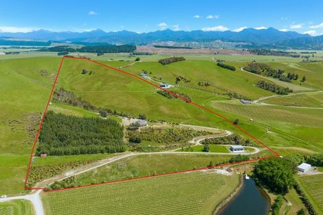 Photo of property in 670 Hawkesbury Road, Hawkesbury, Blenheim, 7272