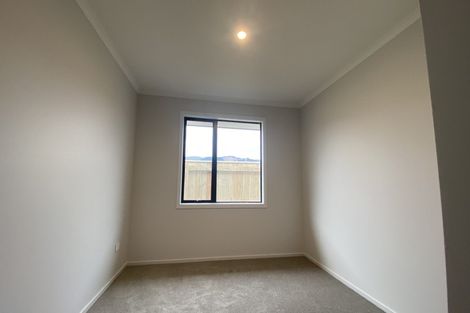 Photo of property in 14 Feltham Street, Hunterville, 4730