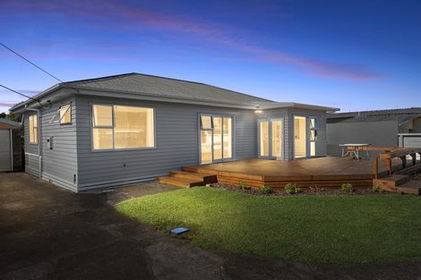 Photo of property in 51b Omata Road, Marfell, New Plymouth, 4310