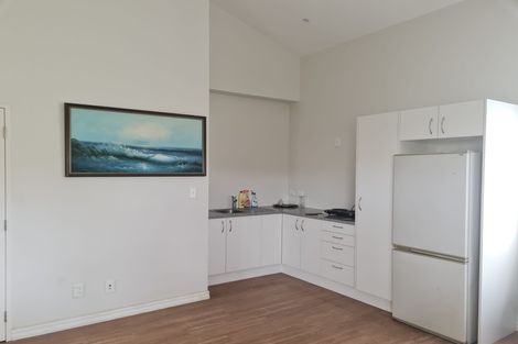 Photo of property in 2/16 Benders Avenue, Hillcrest, Auckland, 0627