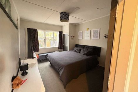 Photo of property in 1/27 Athlone Crescent, Avalon, Lower Hutt, 5011