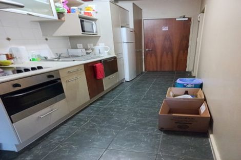 Photo of property in Atrium Towers, 1p/154 The Terrace, Wellington Central, Wellington, 6011