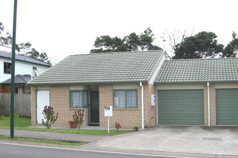 Photo of property in 2/26 Charlenne Close, Ranui, Auckland, 0612