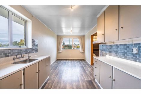 Photo of property in 66 Renfrew Street, Waikiwi, Invercargill, 9810