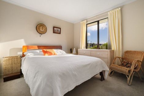 Photo of property in 5 Seabreeze Place, Papamoa Beach, Papamoa, 3118