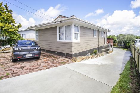 Photo of property in 601 Massey Road, Mangere, Auckland, 2022