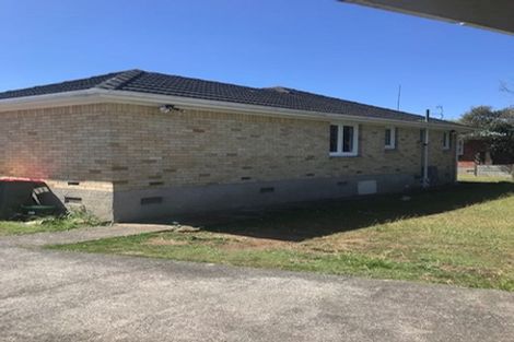 Photo of property in 5 Kerry Place, Papakura, 2110