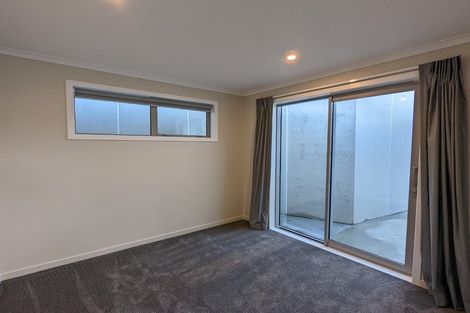 Photo of property in 44 Albatross Close, Whitby, Porirua, 5024