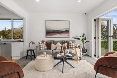 Photo of property in 5 Jarmey Place, Mangakakahi, Rotorua, 3015