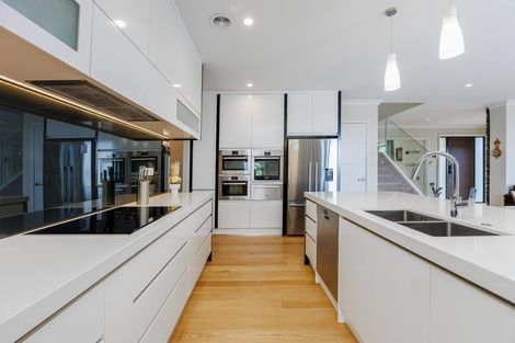 Photo of property in 4 Copper Lane, Long Bay, Auckland, 0630