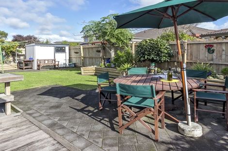 Photo of property in 1/1 Amberwood Drive, Northpark, Auckland, 2013