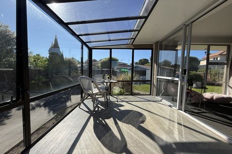 Photo of property in 2/259a Fifield Terrace, Opawa, Christchurch, 8023