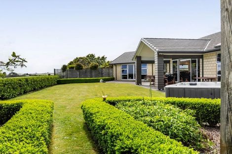 Photo of property in 253 Lwr Pitone Road, Pitone, New Plymouth, 4374