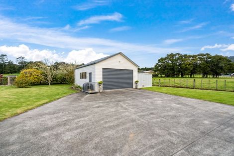 Photo of property in 30 Saleyards Road, Kauri, 0185
