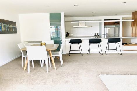 Photo of property in Piermont Apartments, 5e/82 Cable Street, Te Aro, Wellington, 6011