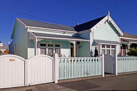 Photo of property in 12 Sale Street, Napier South, Napier, 4110