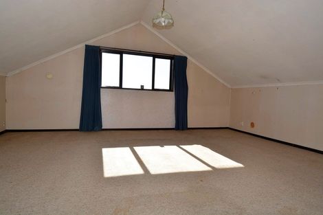 Photo of property in 249 Princes Street, Strathern, Invercargill, 9812