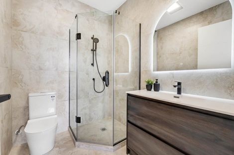 Photo of property in 13 Aituaa Road, Pukekohe, 2120