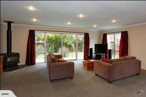 Photo of property in 360 Yaldhurst Road, Russley, Christchurch, 8042